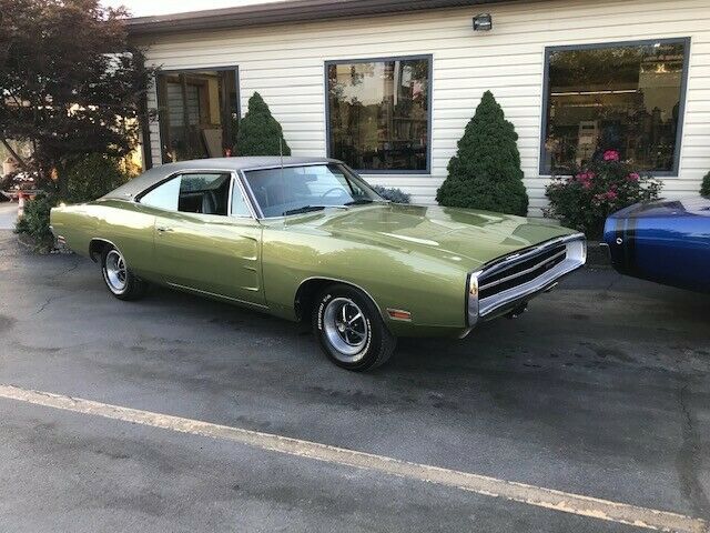 Dodge Charger 1970 image number 16