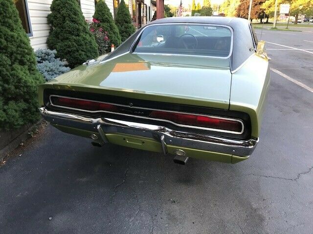 Dodge Charger 1970 image number 24