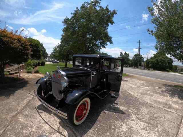 Ford model A Town Sedan 1930 image number 20