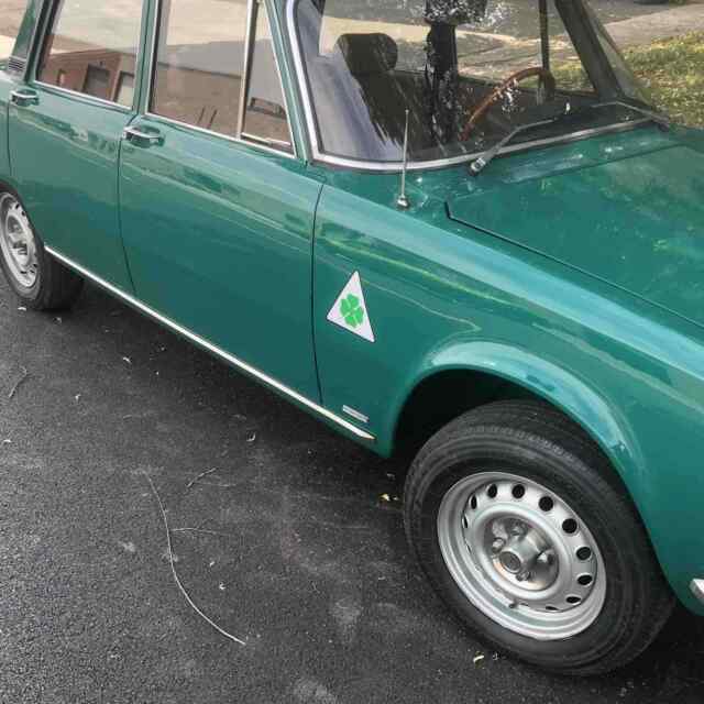 Alfa Romeo Berlina 2.0 1972 image number 29