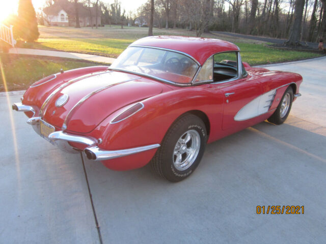 Chevrolet Corvette 1958 image number 14