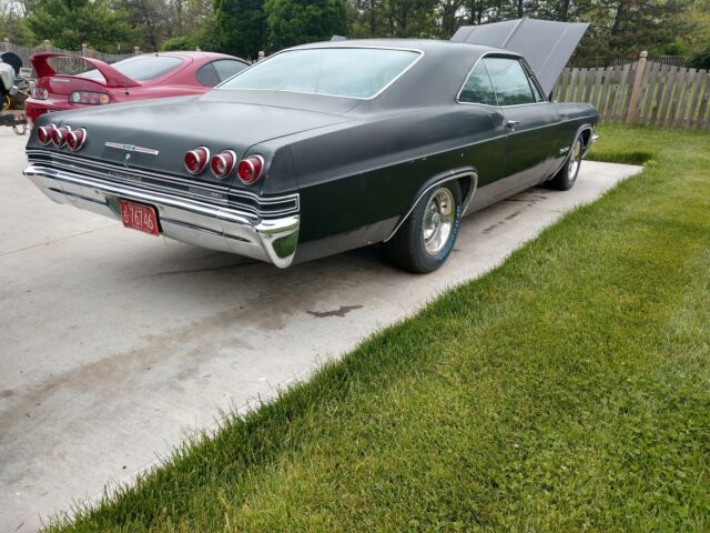 Chevrolet Impala 1965 image number 14