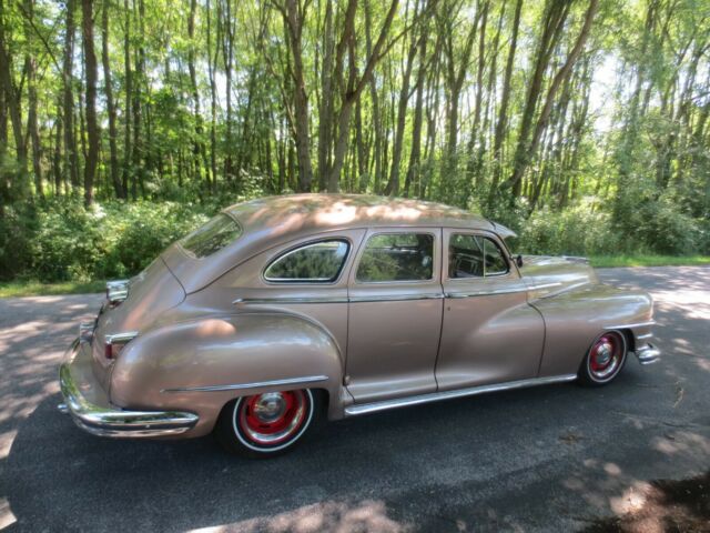 Chrysler Highlander 1947 image number 23