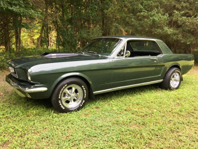 Ford Mustang 1966 image number 21