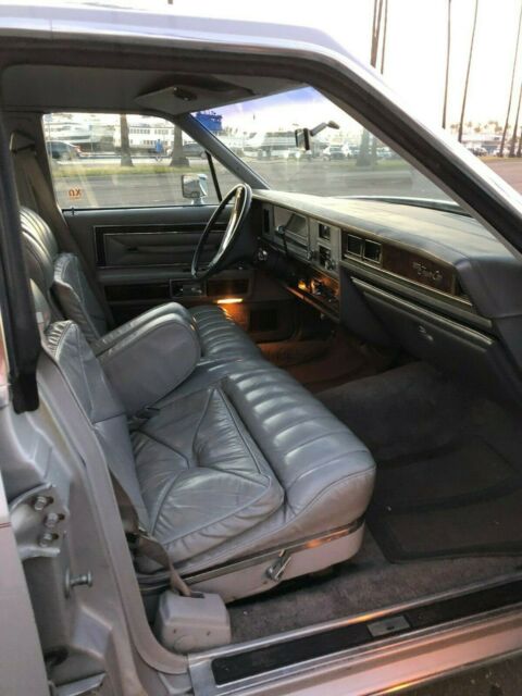 Lincoln Continental 1978 image number 16