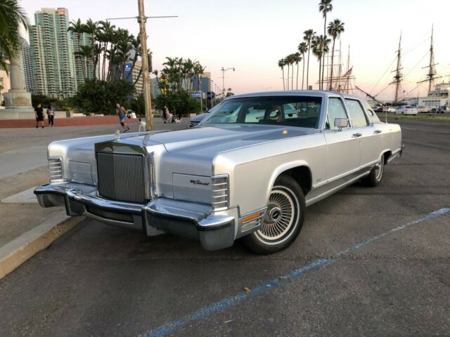 Lincoln Continental 1978 image number 19