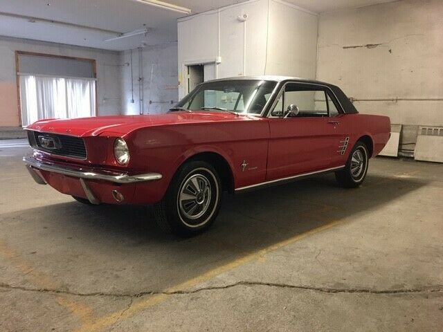 Ford Mustang 1966 image number 19