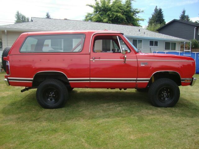 Plymouth Trailduster 1977 image number 44