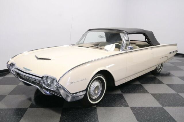 Ford Thunderbird 1962 image number 23