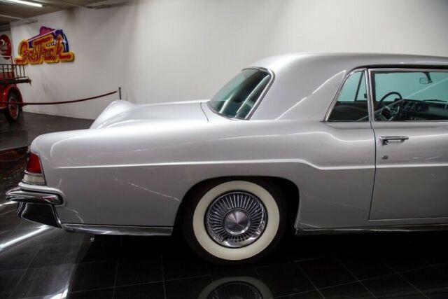 Lincoln Continental Mark II 1957 image number 14