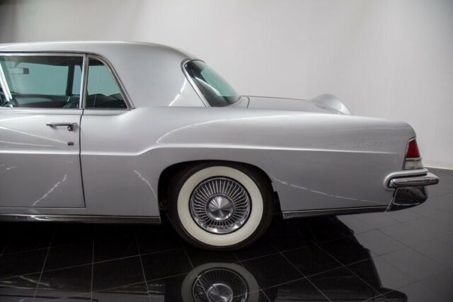 Lincoln Continental Mark II 1957 image number 29