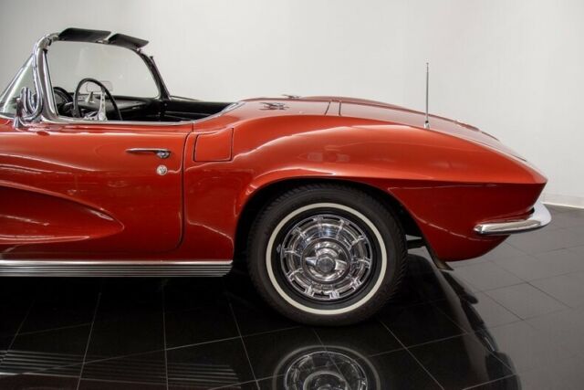 Chevrolet Corvette 1962 image number 38