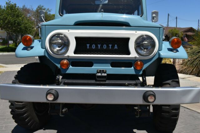 Toyota FJ Cruiser 1968 image number 13