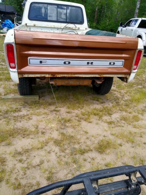 Ford F350 1977 image number 2