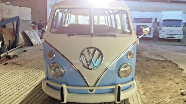 Volkswagen Bus/Vanagon 1974 image number 25