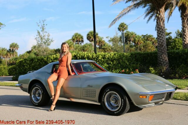 Chevrolet Corvette 1972 image number 10