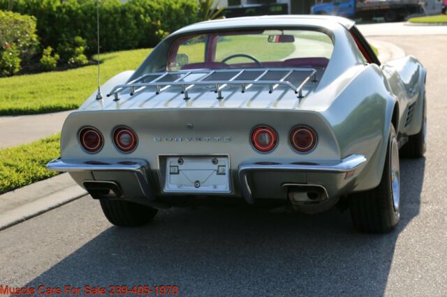 Chevrolet Corvette 1972 image number 12