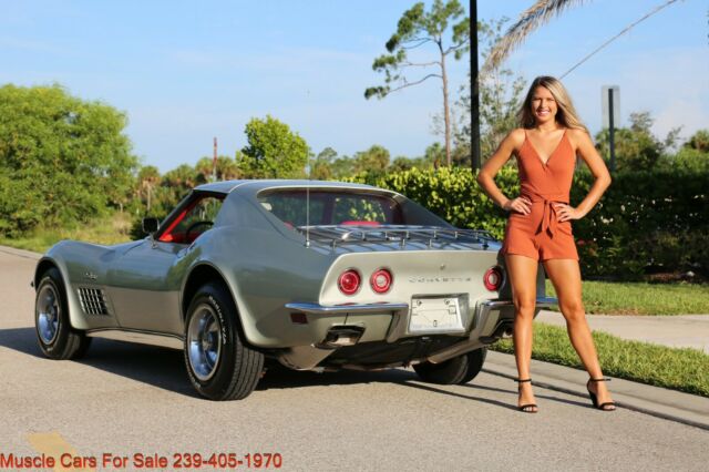 Chevrolet Corvette 1972 image number 2