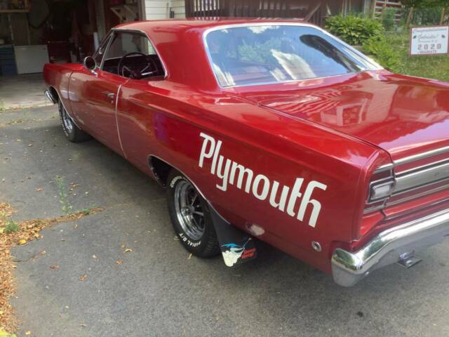 Plymouth Road Runner 1968 image number 2