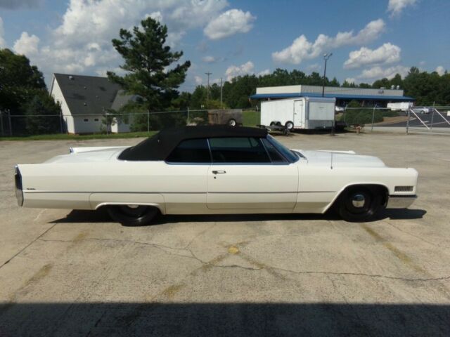 Cadillac DeVille 1966 image number 28