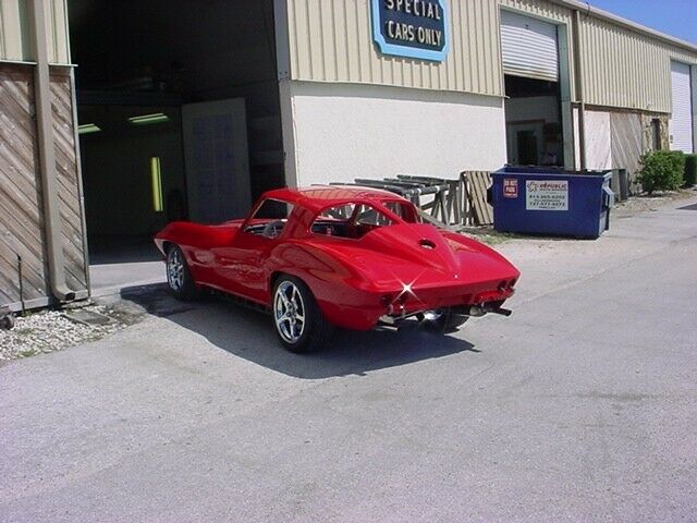 Chevrolet Corvette 1963 image number 15