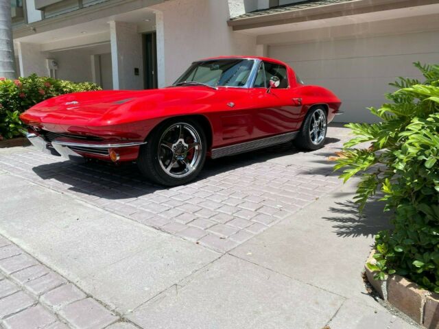 Chevrolet Corvette 1963 image number 2