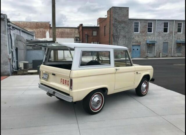 Ford Bronco 1967 image number 24