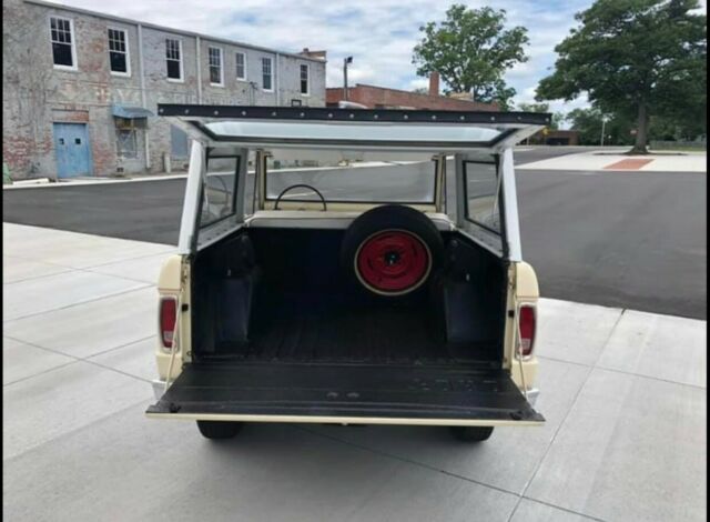 Ford Bronco 1967 image number 28