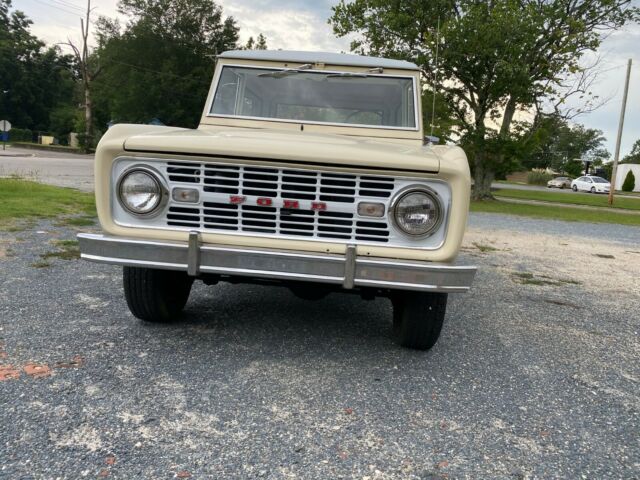 Ford Bronco 1967 image number 33