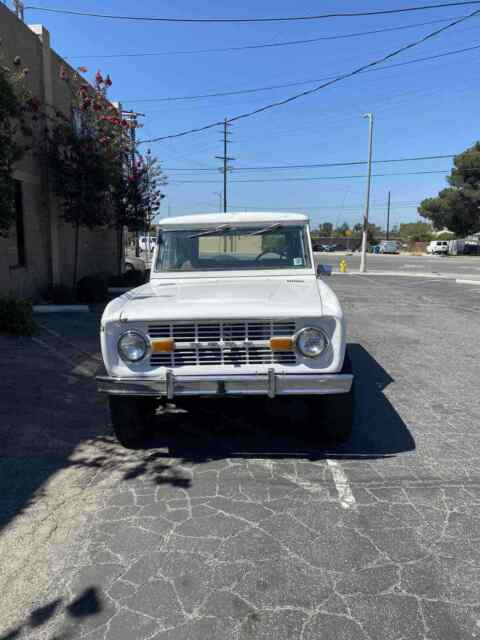 Ford Bronco 1974 image number 14