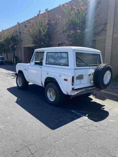 Ford Bronco 1974 image number 3