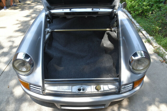 Porsche 911 1970 image number 38