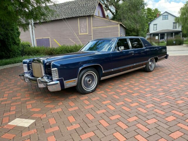 Lincoln Continental 1979 image number 31