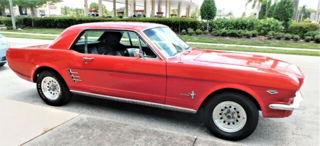 Ford Mustang 1966 image number 19