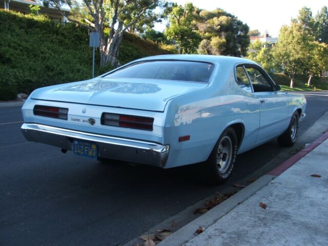 Plymouth Duster 1972 image number 27