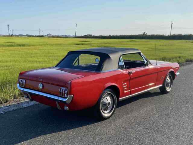 Ford Mustang 1966 image number 24