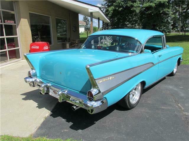 Chevrolet Bel Air - 2 door/Hardtop 1957 image number 19