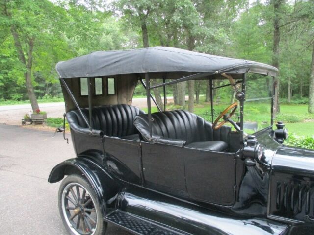 Ford Model T 1918 image number 1