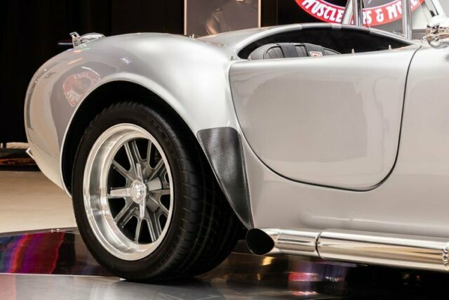 Shelby Cobra 1965 image number 43