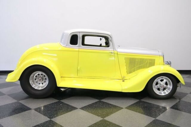 Plymouth 5-Window Coupe 1934 image number 15