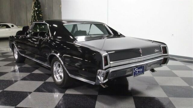 Oldsmobile Cutlass 1967 image number 9