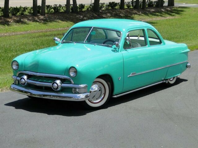 Ford Business Coupe 1951 image number 3