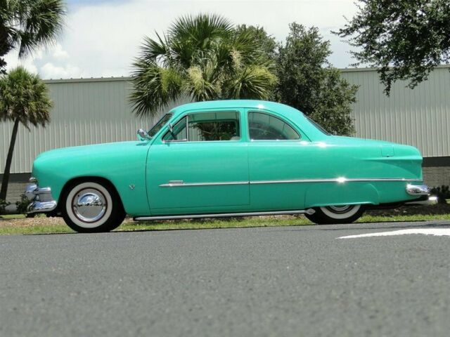 Ford Business Coupe 1951 image number 4