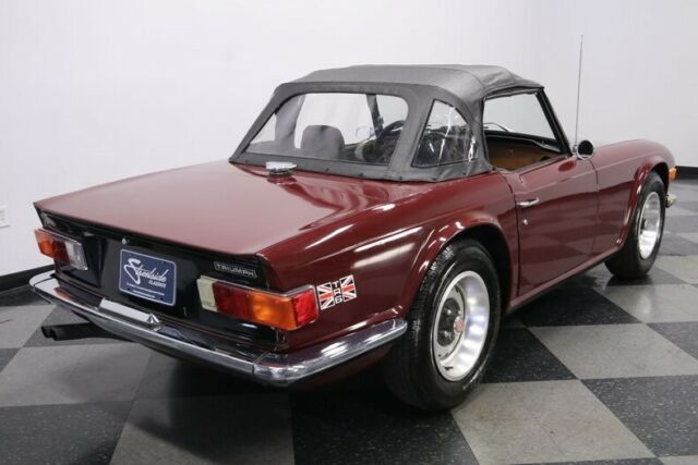 Triumph TR-6 1972 image number 13