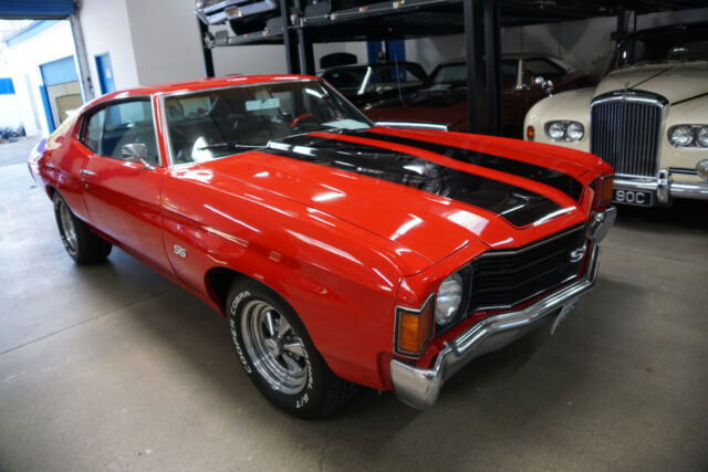 Chevrolet Chevelle 350 V8 2 Door Hardtop 1972 image number 4