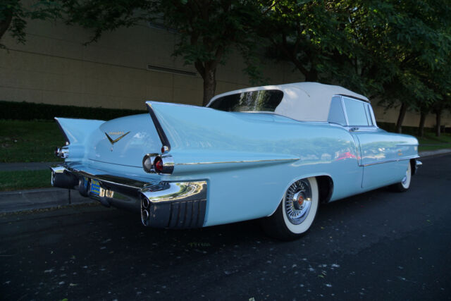 Cadillac Eldorado Biarritz Convertible 1956 image number 17