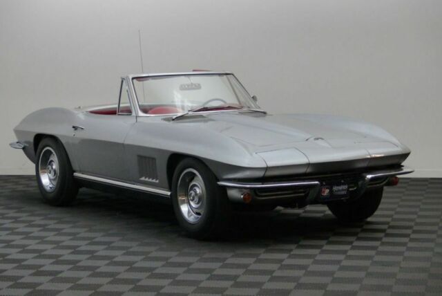 Chevrolet Corvette 1967 image number 25