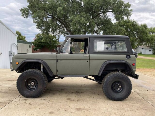 Ford Bronco 1971 image number 3