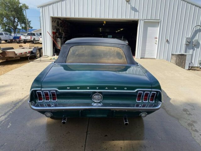 Ford Mustang 1967 image number 29