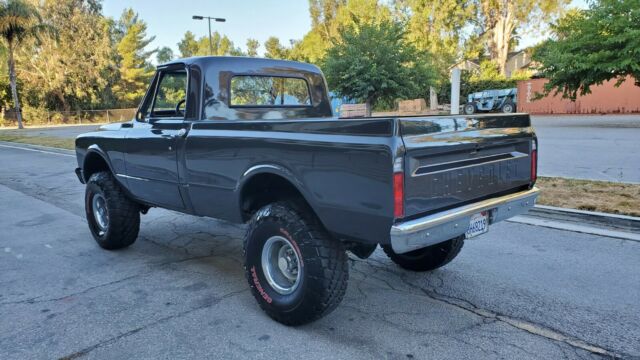 Chevrolet C/K Pickup 1500 1967 image number 26